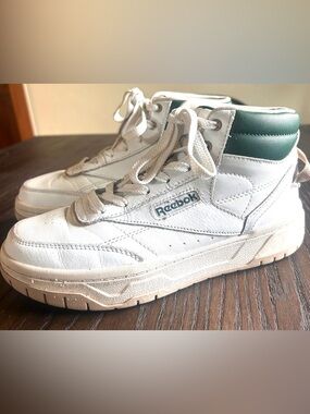 Reebok Club C Double Revenge High-Top Sneakers | Women’s 7 White Leather & Green